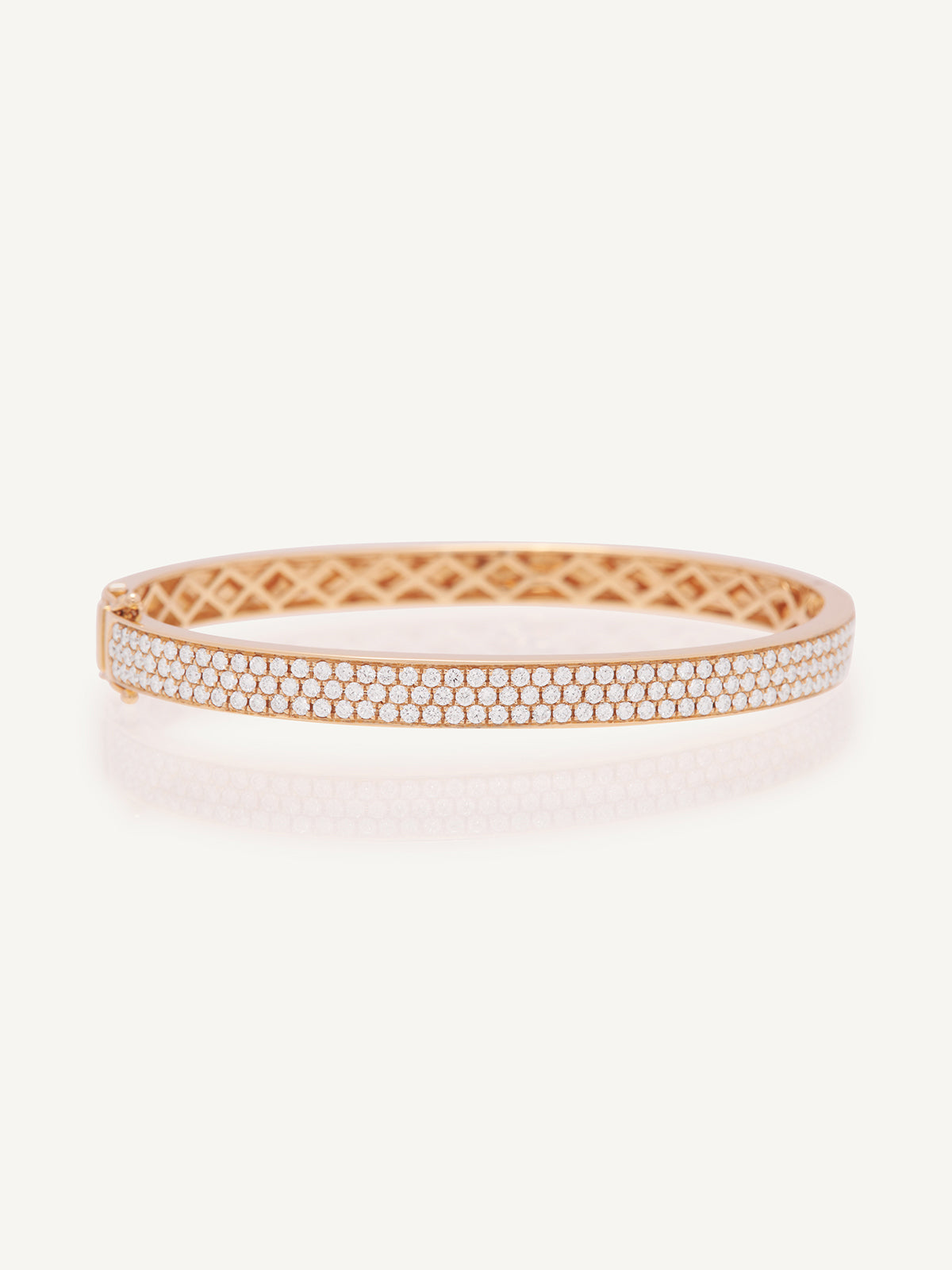 18ct yellow gold 3 row diamond bangle – 1.91ct – LanesJewellery